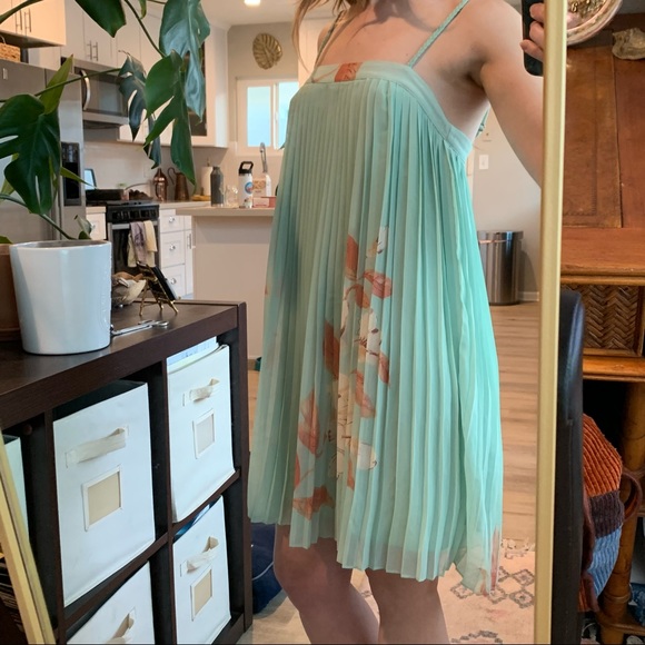 Forever 21 | Pleated Mint Floral Baby Doll Mini Dress - Picture 10 of 12